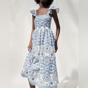 Embroidered eyelet dress, size s!